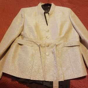 Elegant Women's Gold Jacket